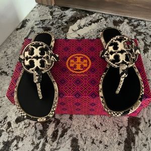 Tory Burch Metal Miller Desert Roccia/Gold